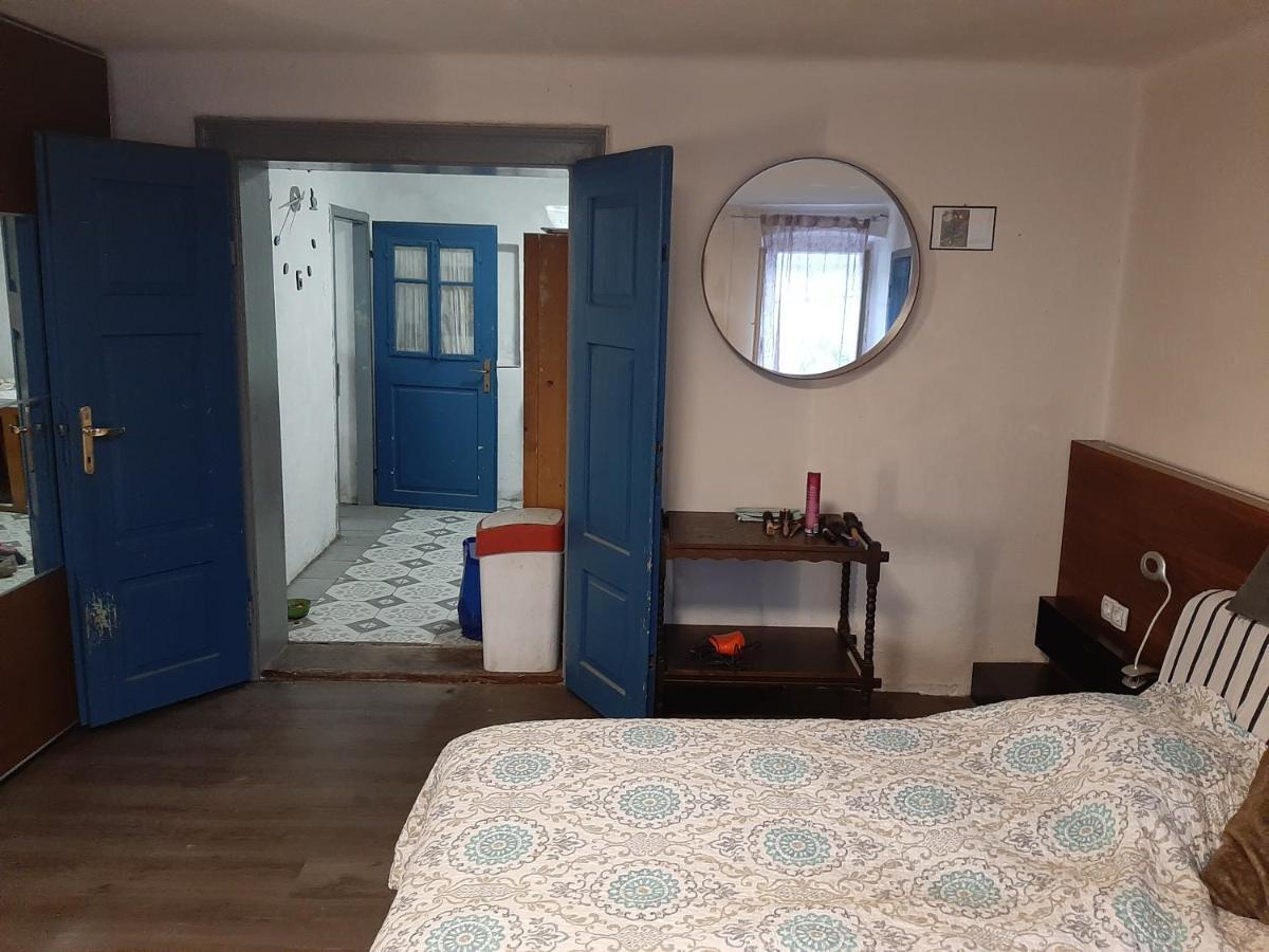 Lux Center B&B - Pasja Grofica Idrija Exteriör bild